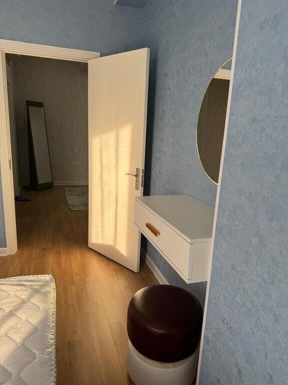 Kirayə verilir 3 otaqlı yeni tikili, 87 m², 28 May m.-10