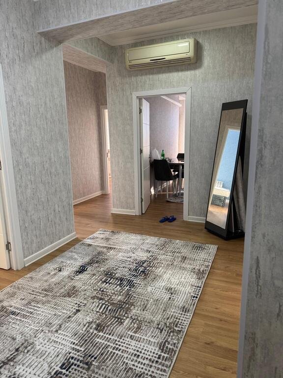 Kirayə verilir 3 otaqlı yeni tikili, 87 m², 28 May m.-13