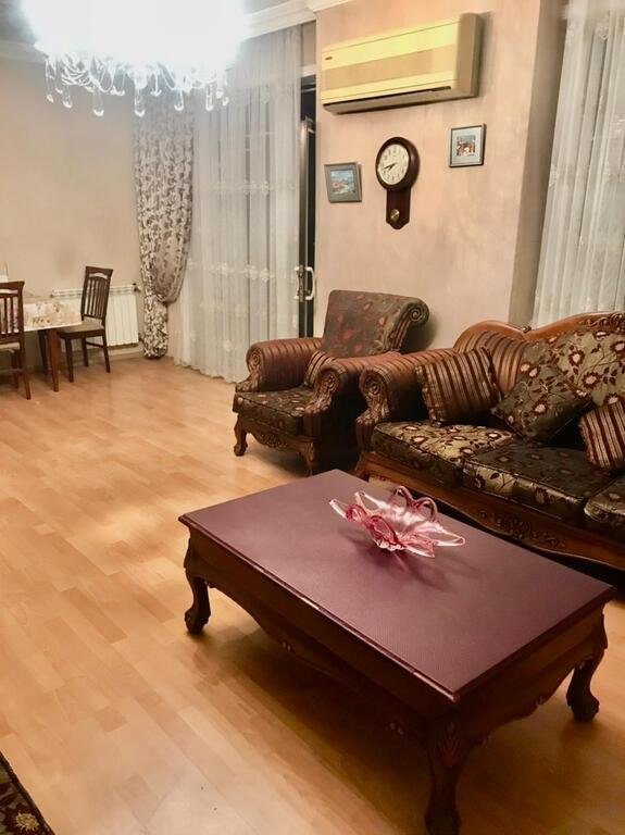 Kirayə verilir 3 otaqlı köhnə tikili, 140 m², Nəriman Nərimanov m.-2