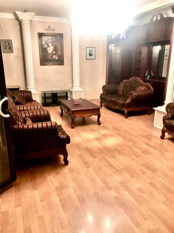 Kirayə verilir 3 otaqlı köhnə tikili, 140 m², Nəriman Nərimanov m.-3