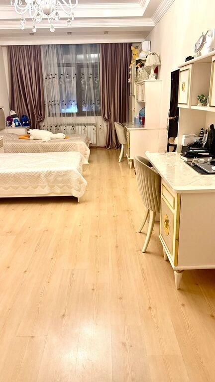 Kirayə verilir 3 otaqlı yeni tikili, 175 m², Nəsimi-17