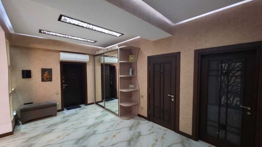 Kirayə verilir 3 otaqlı yeni tikili, 134 m², Nizami m.-15