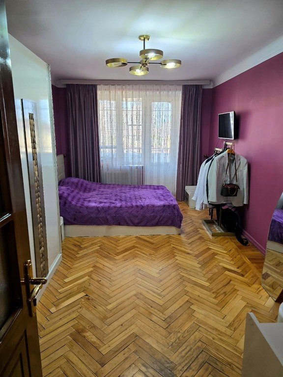 Satılır 4 otaqlı köhnə tikili, 80 m², Bakmil m.-3
