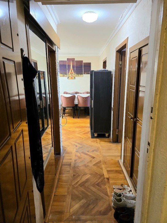 Satılır 4 otaqlı köhnə tikili, 80 m², Bakmil m.-8
