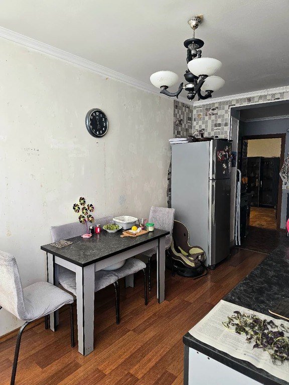 Satılır 4 otaqlı köhnə tikili, 80 m², Bakmil m.-18