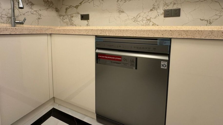 Kirayə verilir 3 otaqlı yeni tikili, 93 m², Elmlər Akademiyası m.-12