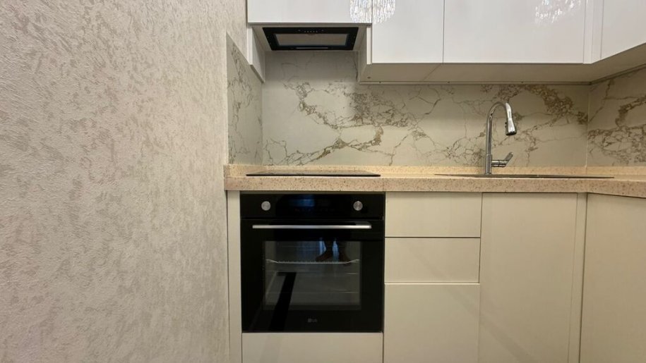Kirayə verilir 3 otaqlı yeni tikili, 93 m², Elmlər Akademiyası m.-13