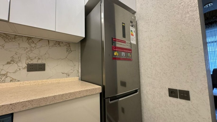 Kirayə verilir 3 otaqlı yeni tikili, 93 m², Elmlər Akademiyası m.-14