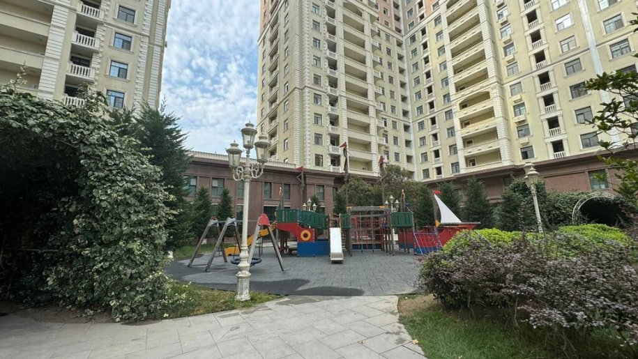 Kirayə verilir 3 otaqlı yeni tikili, 93 m², Elmlər Akademiyası m.-29