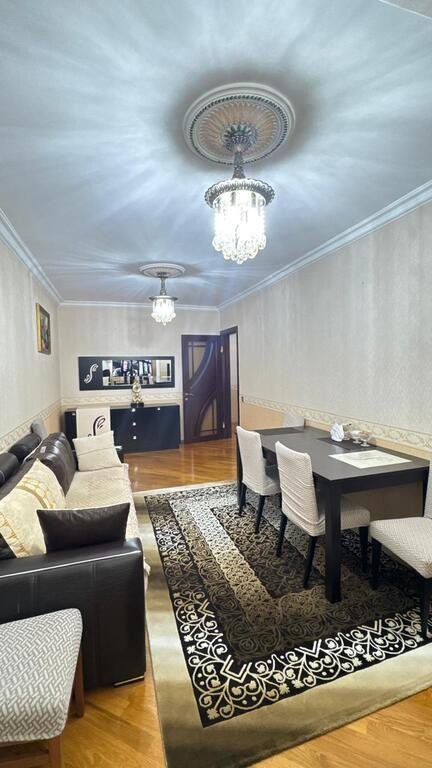 Satılır 4 otaqlı köhnə tikili, 110 m², Sabunçu-2