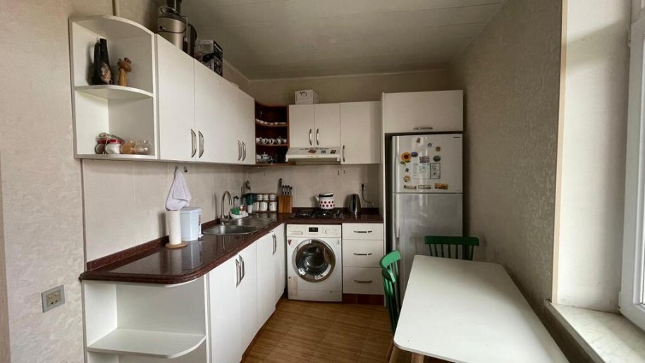 Satılır 3 otaqlı köhnə tikili, 80 m², Xalqlar dostluğu m.-10