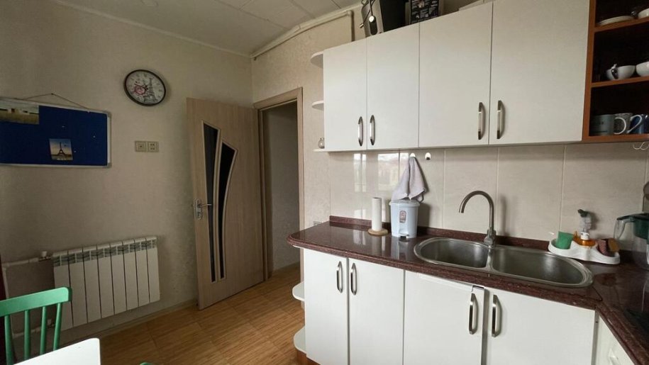 Satılır 3 otaqlı köhnə tikili, 80 m², Xalqlar dostluğu m.-13