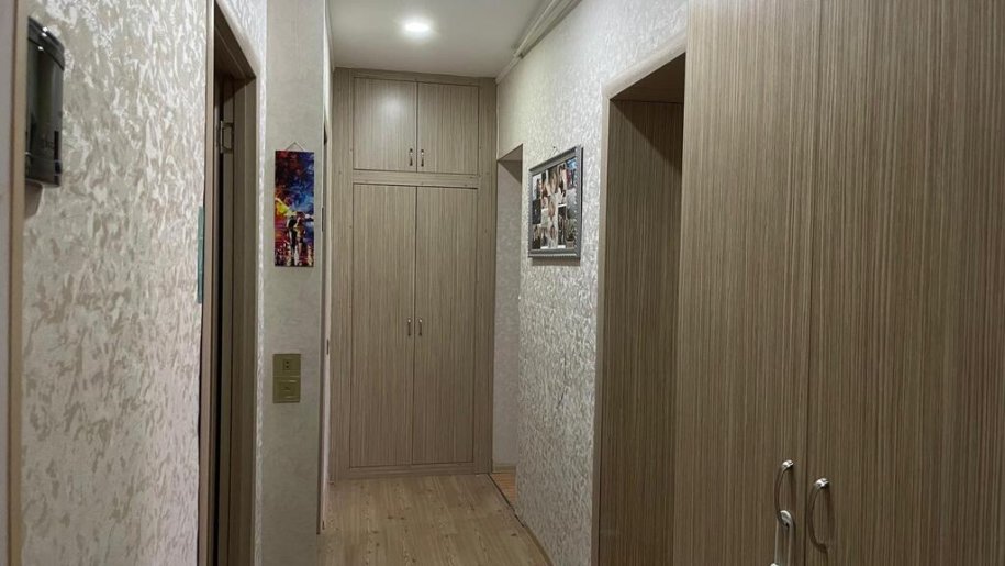 Satılır 3 otaqlı köhnə tikili, 80 m², Xalqlar dostluğu m.-14