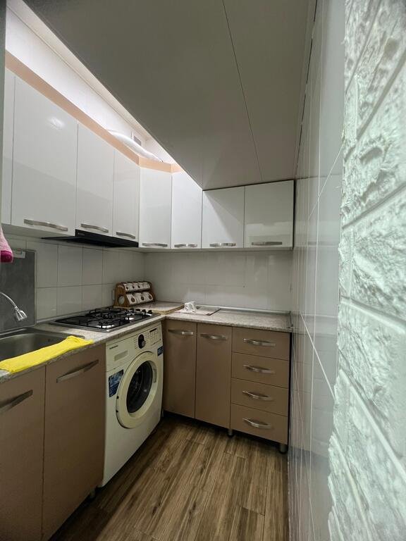 Satılır 2 otaqlı köhnə tikili, 48 m², Memar Əcəmi m.-6
