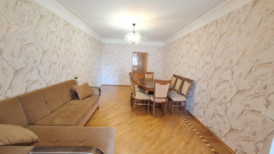 Satılır 3 otaqlı köhnə tikili, 77 m², Nəriman Nərimanov m.-1
