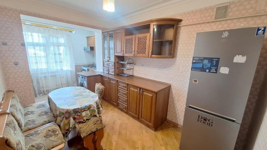 Satılır 3 otaqlı köhnə tikili, 77 m², Nəriman Nərimanov m.-4