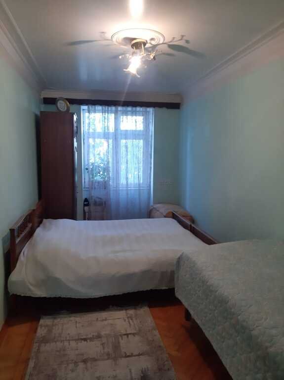 Satılır 2 otaqlı köhnə tikili, 45 m², Nəsimi-5