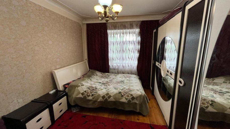 Satılır 3 otaqlı köhnə tikili, 75 m², Xalqlar dostluğu m.-3