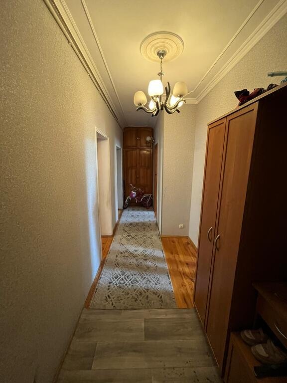 Satılır 3 otaqlı köhnə tikili, 75 m², Xalqlar dostluğu m.-8