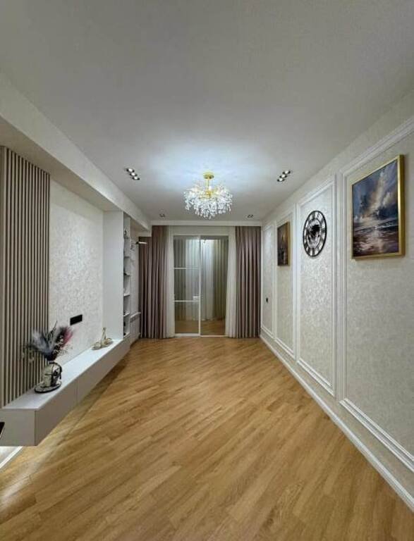 Satılır 2 otaqlı yeni tikili, 67 m², 8-ci mikrorayon-4