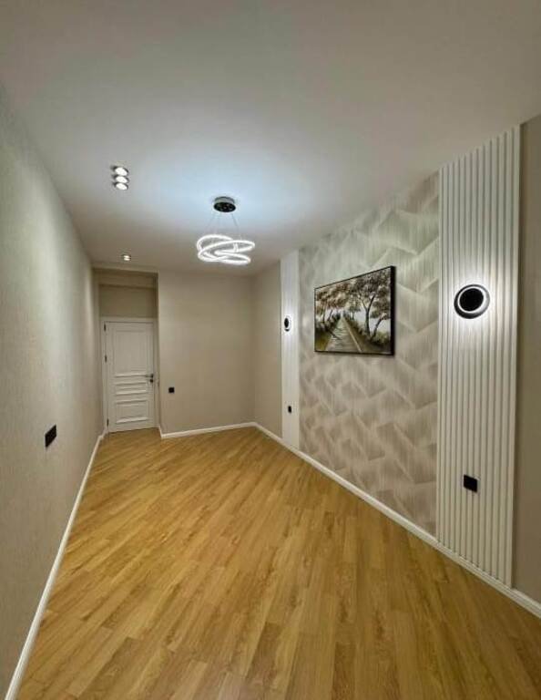 Satılır 2 otaqlı yeni tikili, 67 m², 8-ci mikrorayon-11