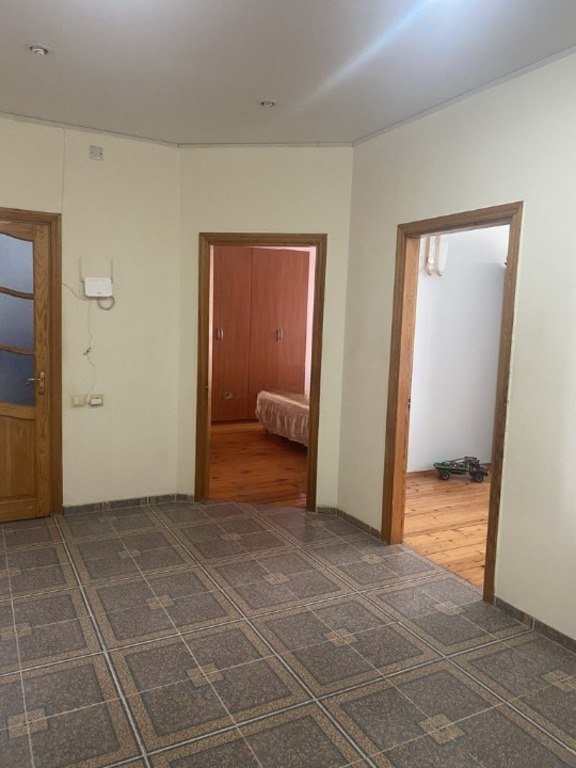 Satılır 2 otaqlı yeni tikili, 95 m², İnşaatçılar m.-18