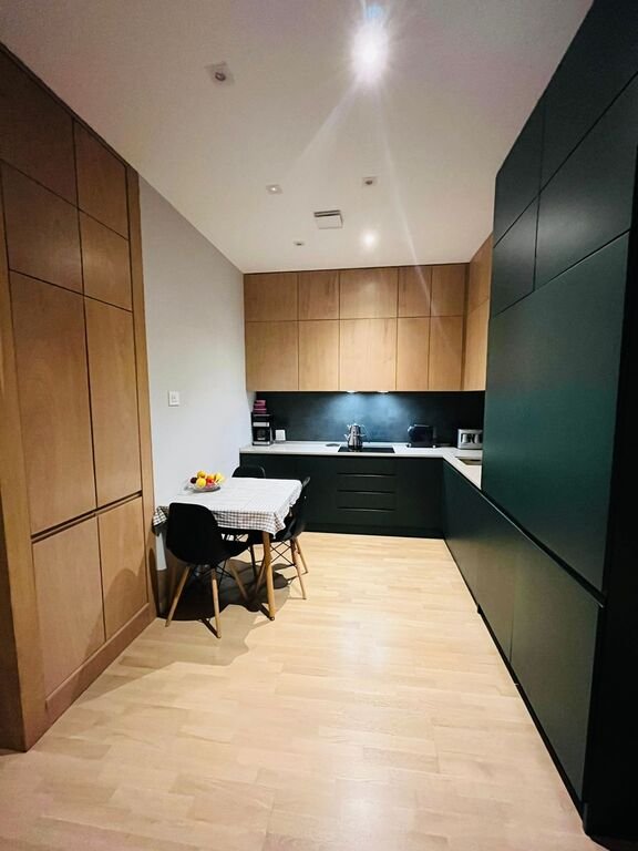Kirayə verilir 3 otaqlı yeni tikili, 148 m², 8 noyabr-10
