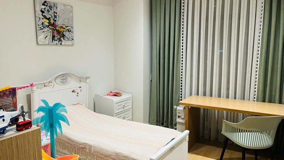 Kirayə verilir 3 otaqlı yeni tikili, 148 m², 8 noyabr-15