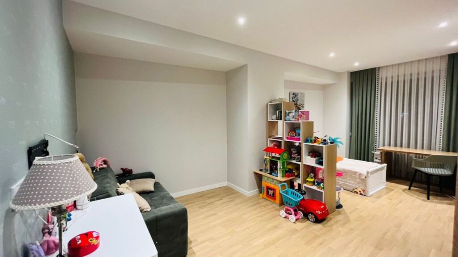 Kirayə verilir 3 otaqlı yeni tikili, 148 m², 8 noyabr-19