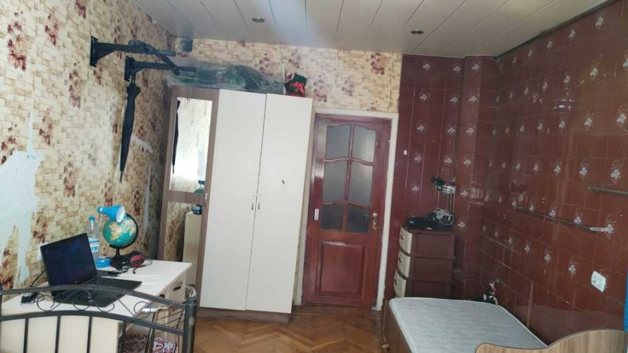 Satılır 4 otaqlı köhnə tikili, 95 m², Bakıxanov (Razin)-5
