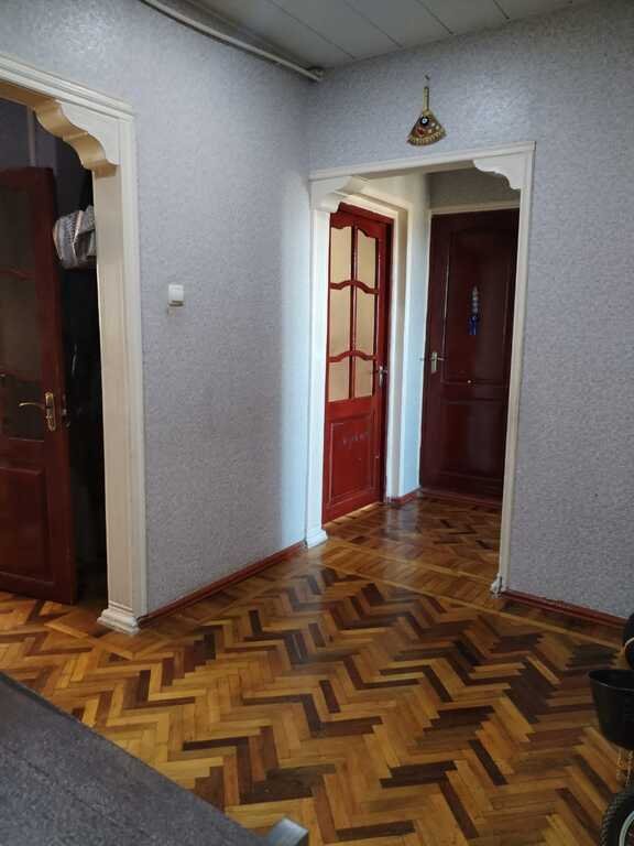 Satılır 4 otaqlı köhnə tikili, 95 m², Bakıxanov (Razin)-12