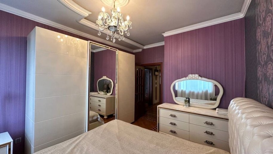 Kirayə verilir 2 otaqlı yeni tikili, 125 m², 28 May m.-6