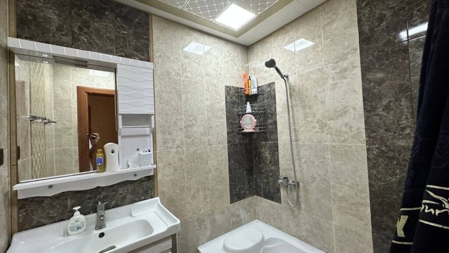 Kirayə verilir 2 otaqlı yeni tikili, 125 m², 28 May m.-8