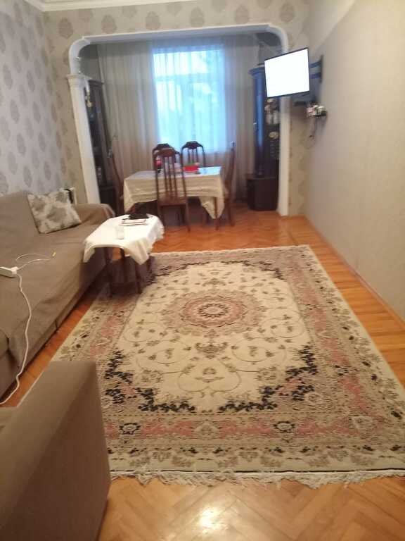 Satılır 3 otaqlı köhnə tikili, 70 m², Nəsimi m.-1