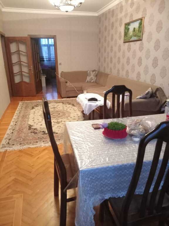 Satılır 3 otaqlı köhnə tikili, 70 m², Nəsimi m.-2