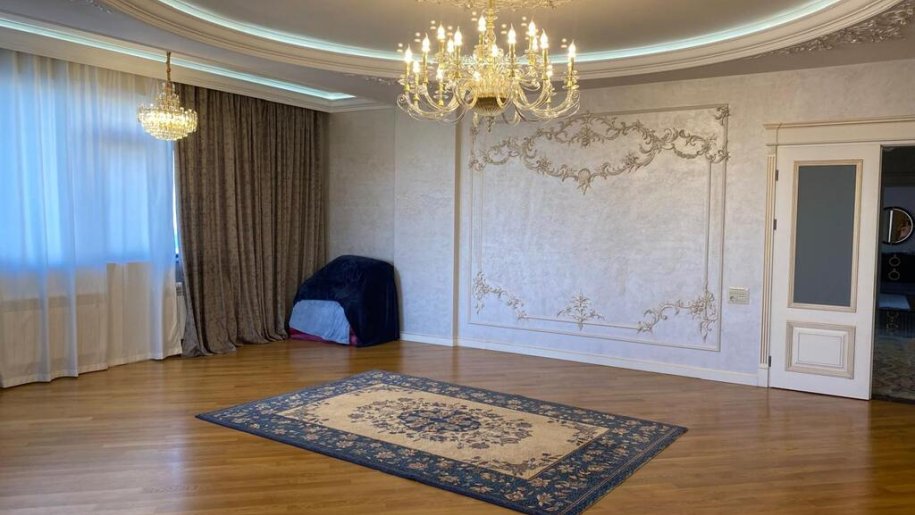 Satılır 4 otaqlı yeni tikili, 185 m², 8 noyabr-4