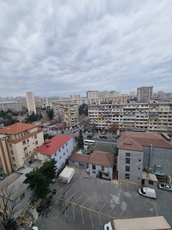 Satılır 2 otaqlı yeni tikili, 65 m², 8-ci mikrorayon-3