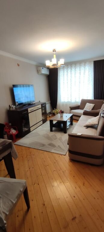 Satılır 3 otaqlı köhnə tikili, 65 m², Həzi Aslanov m.-1