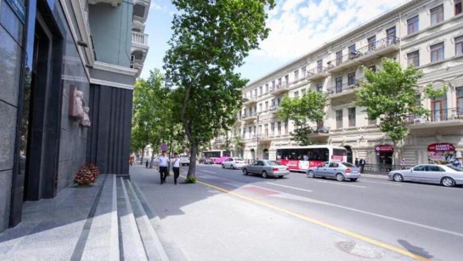 Kirayə verilir 3 otaqlı köhnə tikili, 95 m², Sahil m.-1