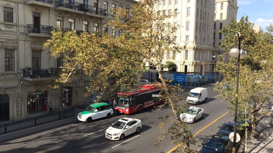 Kirayə verilir 3 otaqlı köhnə tikili, 95 m², Sahil m.-3
