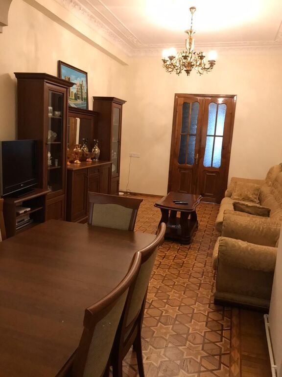 Kirayə verilir 3 otaqlı köhnə tikili, 95 m², Sahil m.-7