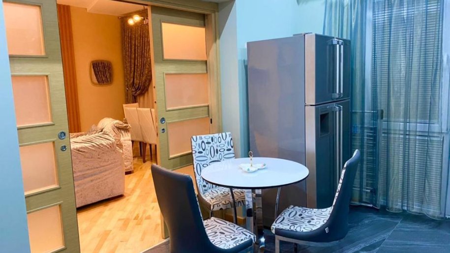 Kirayə verilir 3 otaqlı yeni tikili, 135 m², 28 May m.-5