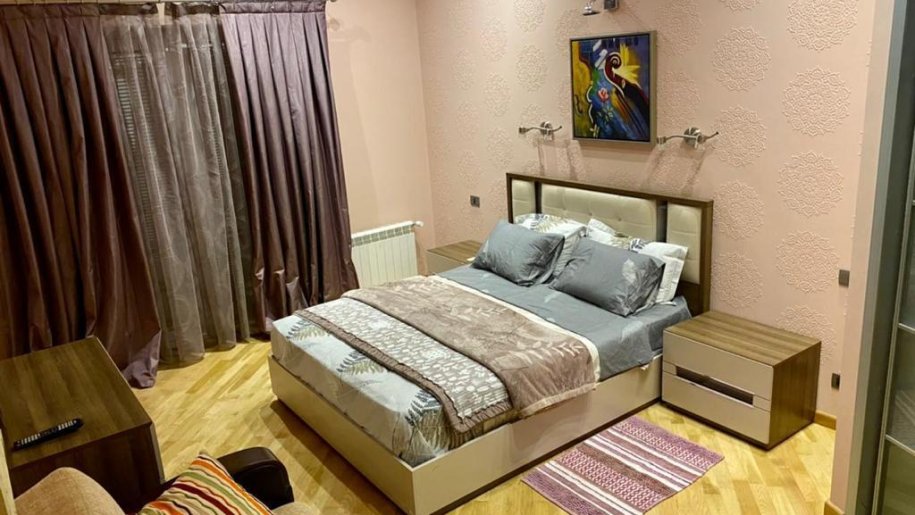 Kirayə verilir 3 otaqlı yeni tikili, 135 m², 28 May m.-6
