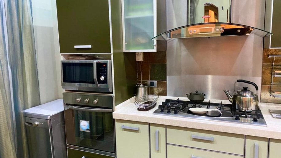 Kirayə verilir 3 otaqlı yeni tikili, 135 m², 28 May m.-18