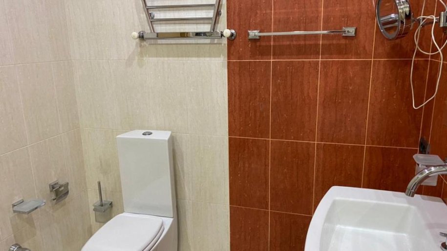 Kirayə verilir 3 otaqlı yeni tikili, 135 m², 28 May m.-19