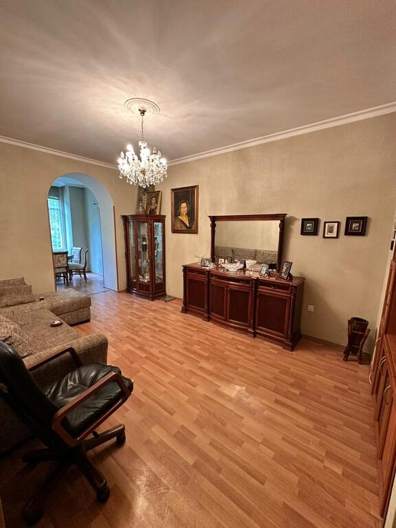 Satılır 3 otaqlı köhnə tikili, 100 m², Nəsimi-4
