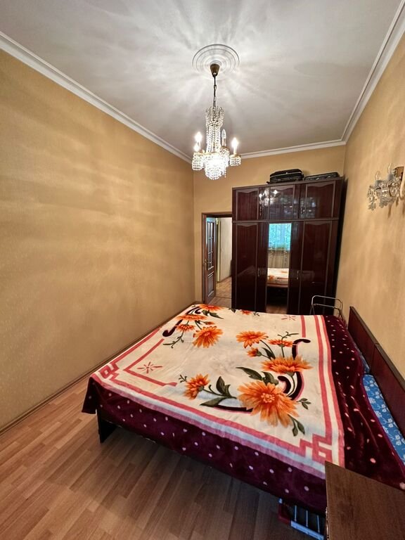 Satılır 3 otaqlı köhnə tikili, 100 m², Nəsimi-14