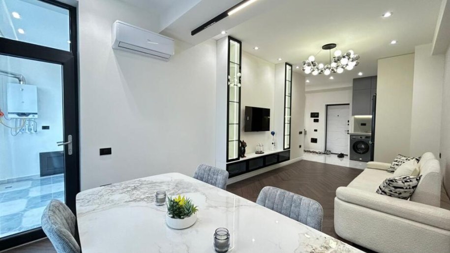 Satılır 2 otaqlı yeni tikili, 60 m², Gənclik m.-5