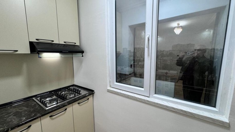 Satılır 2 otaqlı köhnə tikili, 50 m², 7-ci mikrorayon-18