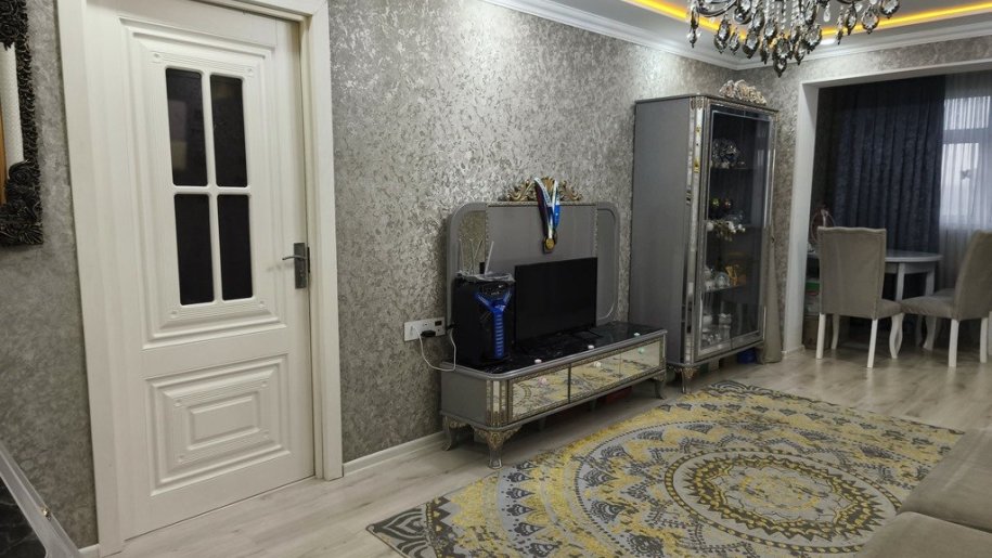 Satılır 2 otaqlı köhnə tikili, 50 m², Xalqlar dostluğu m.-4